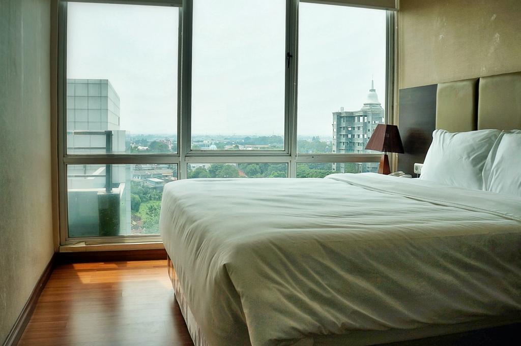 Royal Condotel 4* Medan