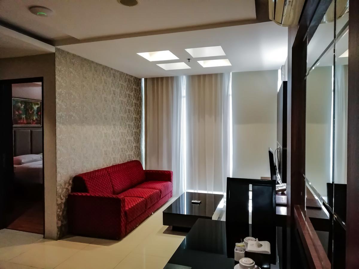 Royal Condotel 4*
