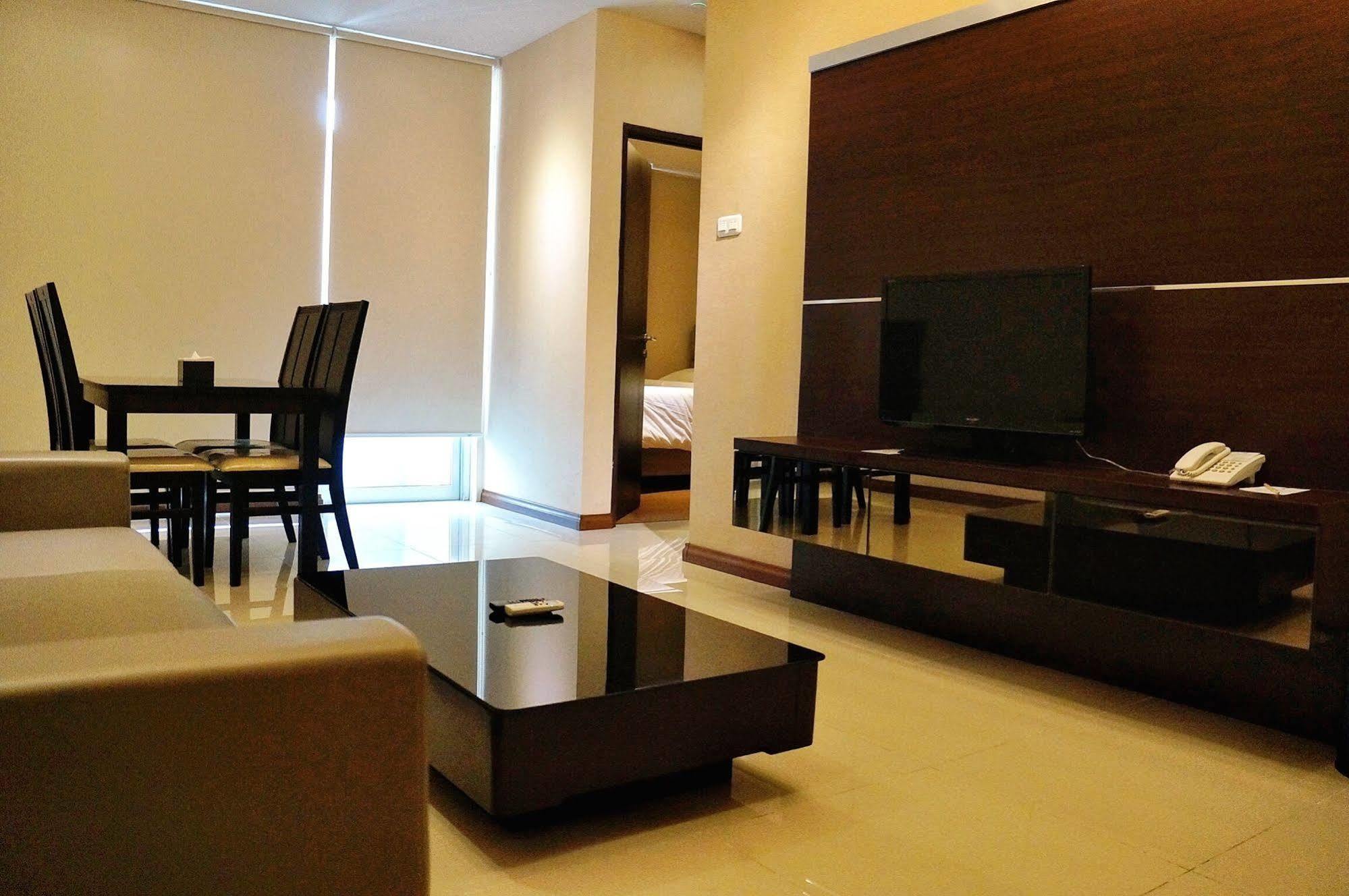 Aparthotel Royal Condotel 4*