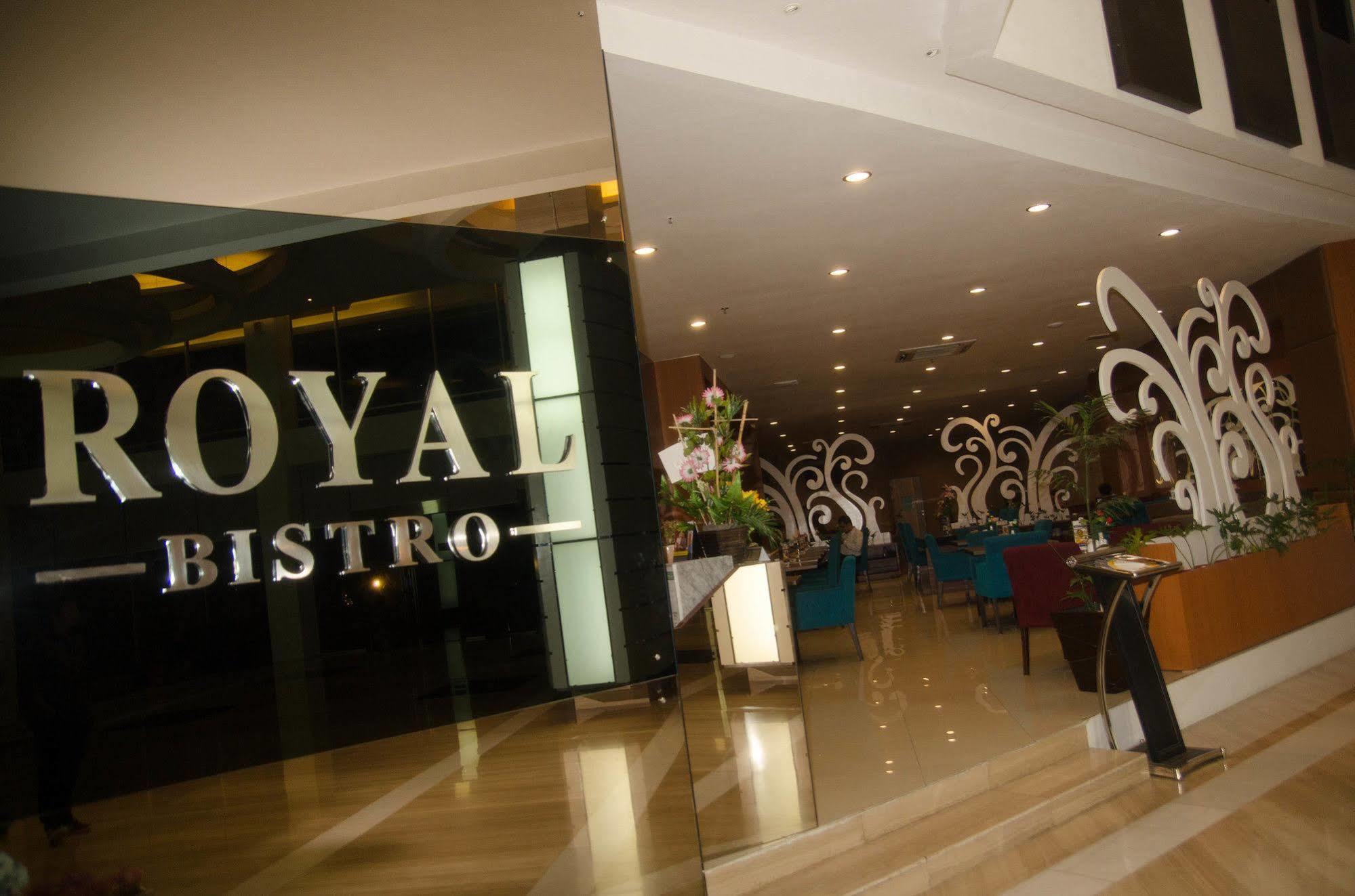 Royal Condotel Medan