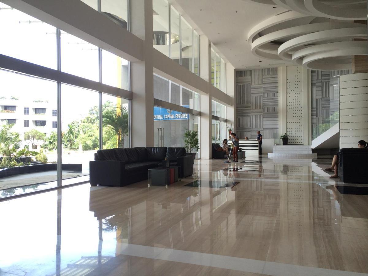 Royal Condotel 4*